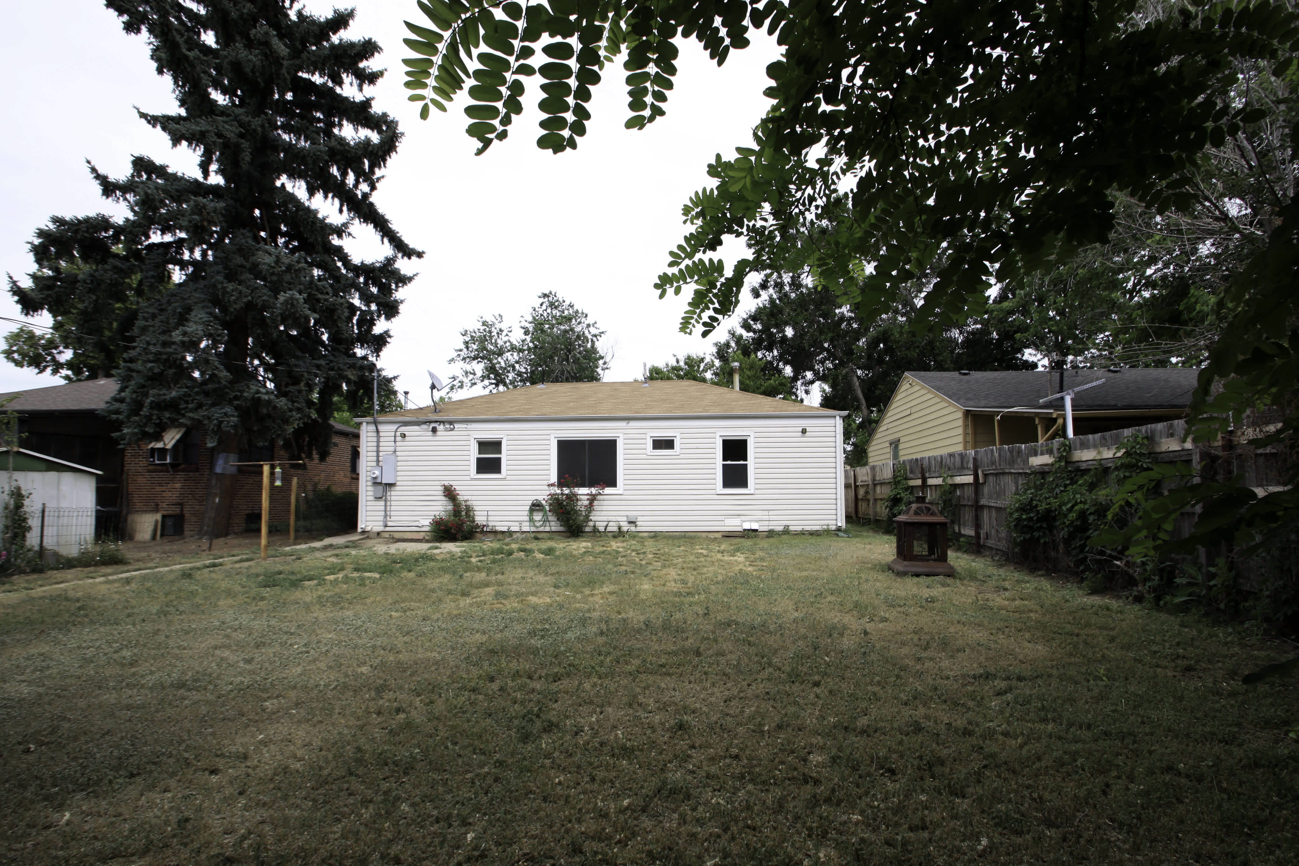 1125 Emporia St – photo 2
