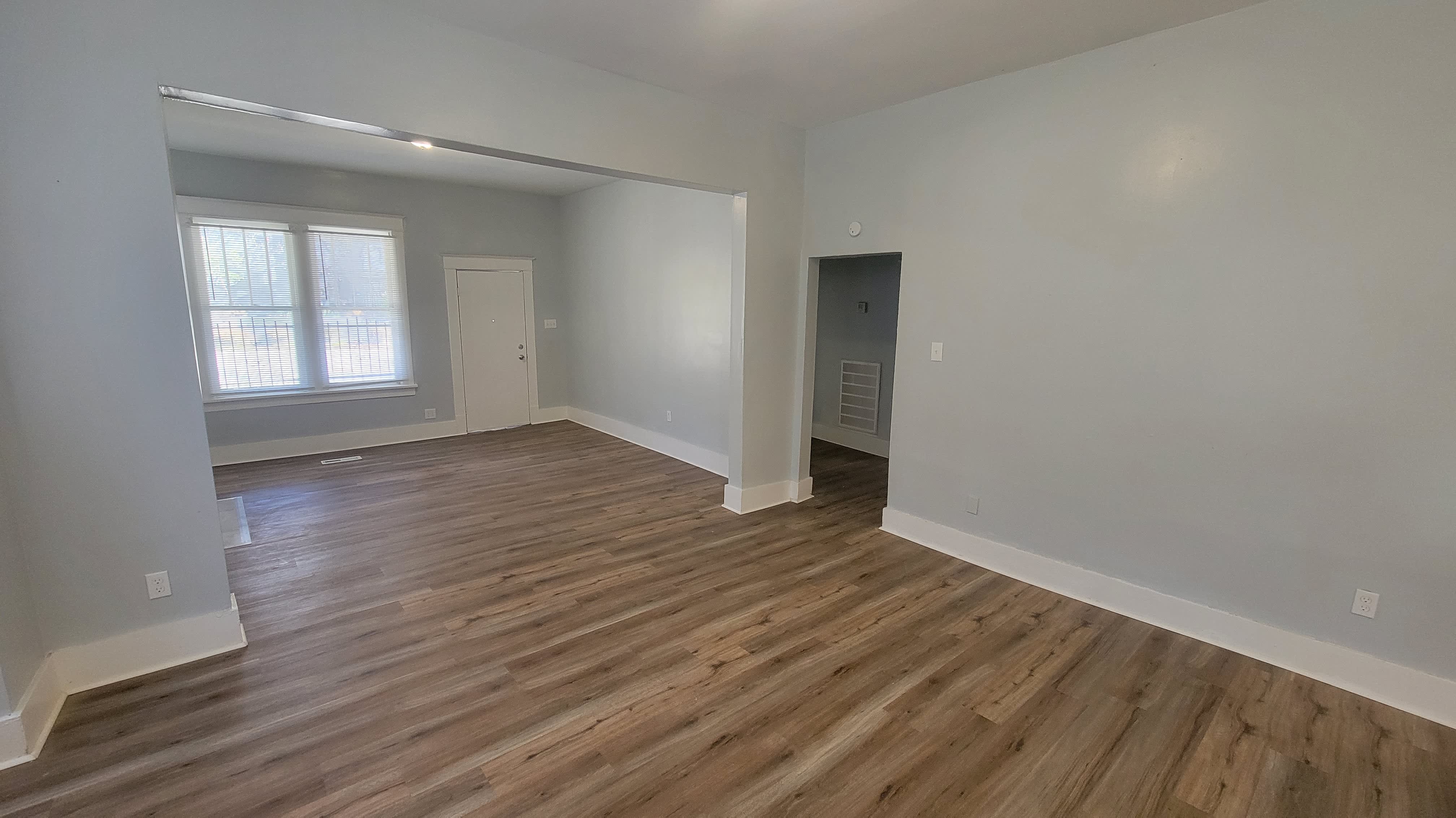 2300 S Pulaski St – photo 3