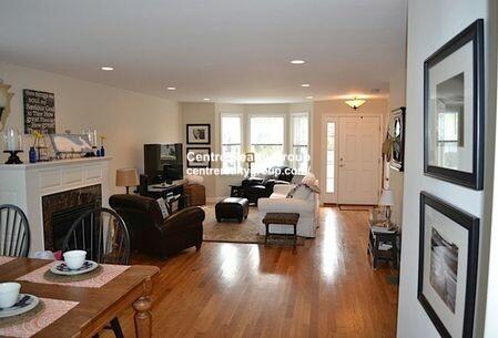 185 Summer St – photo 2