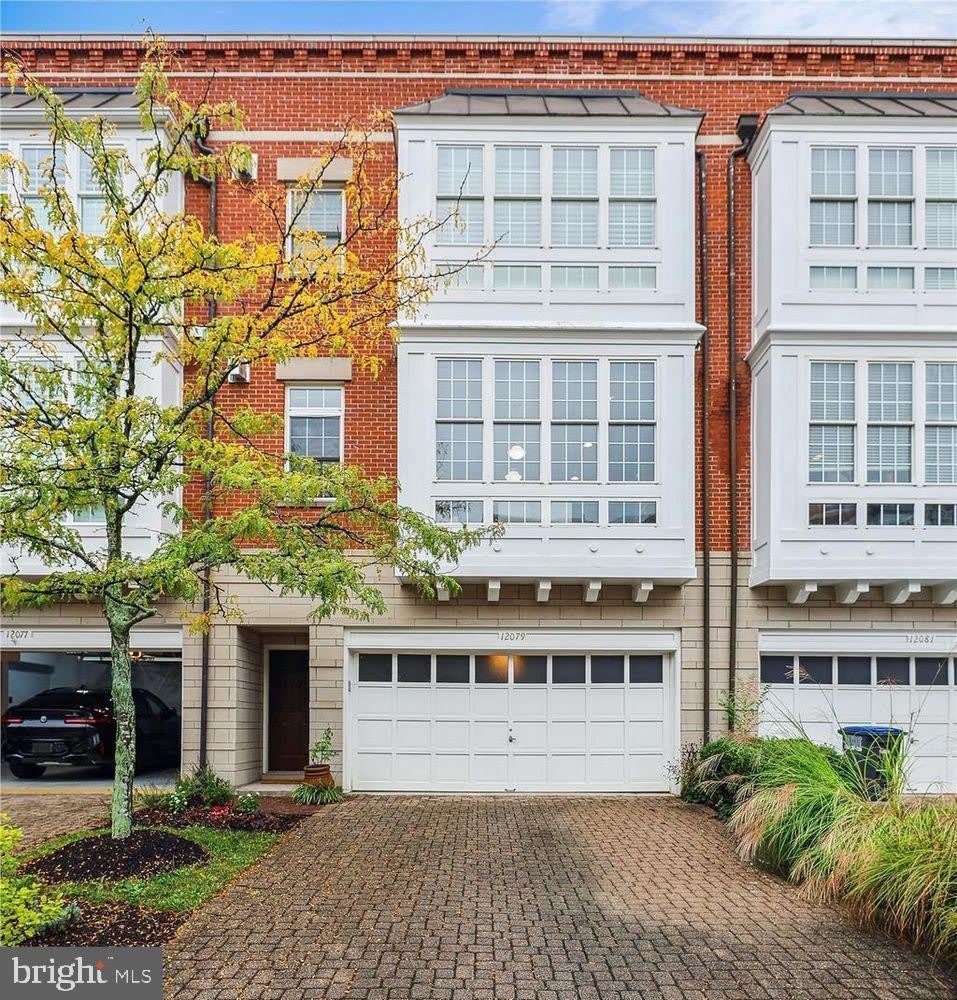 12079 KINSLEY Place – photo 1