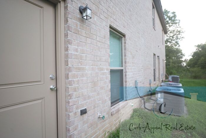 915 Dr Martin Luther King Jr Drive – photo 2