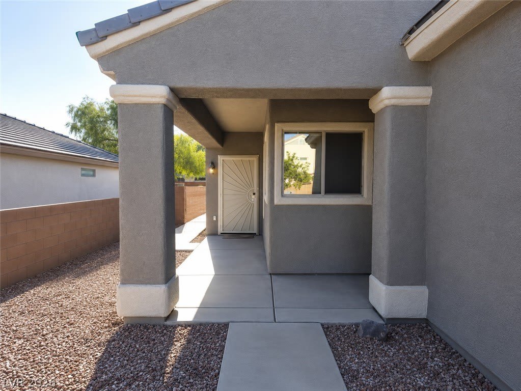 1872 High Mesa Drive – photo 3