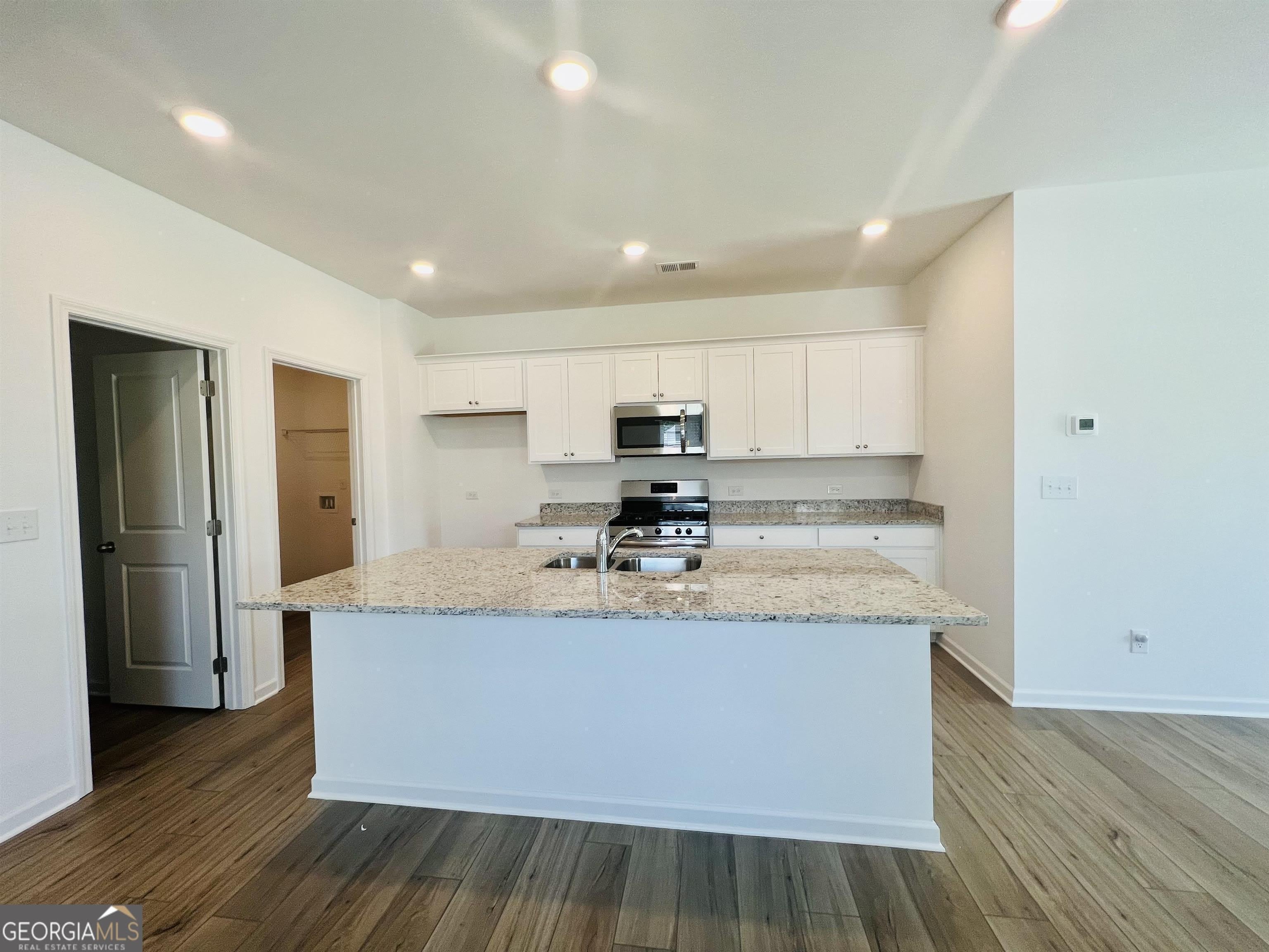 4005 Berry Farm Court – photo 3