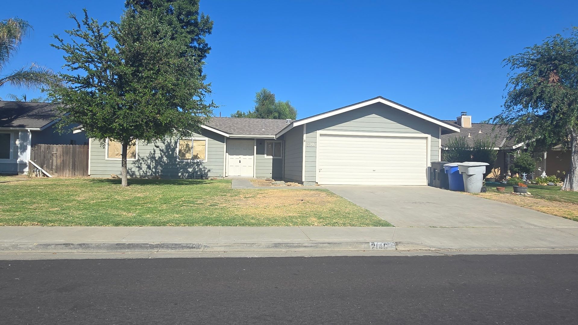 3 Br 2 Ba – photo 1