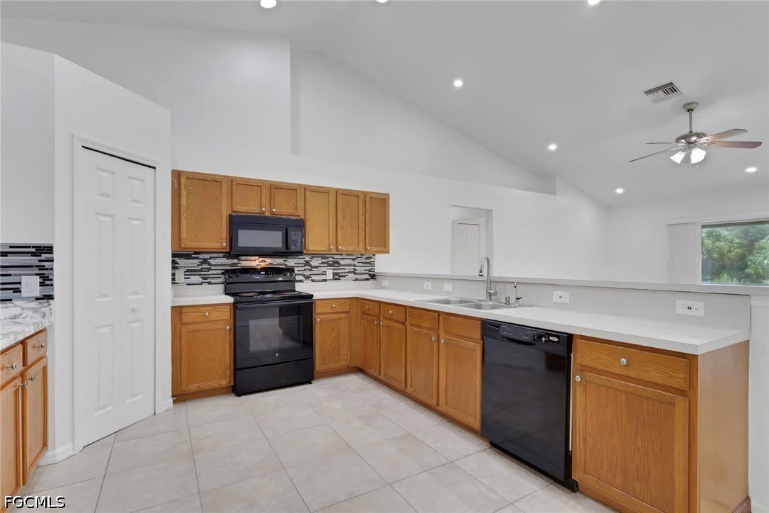 1807 NE 28th Street – photo 5