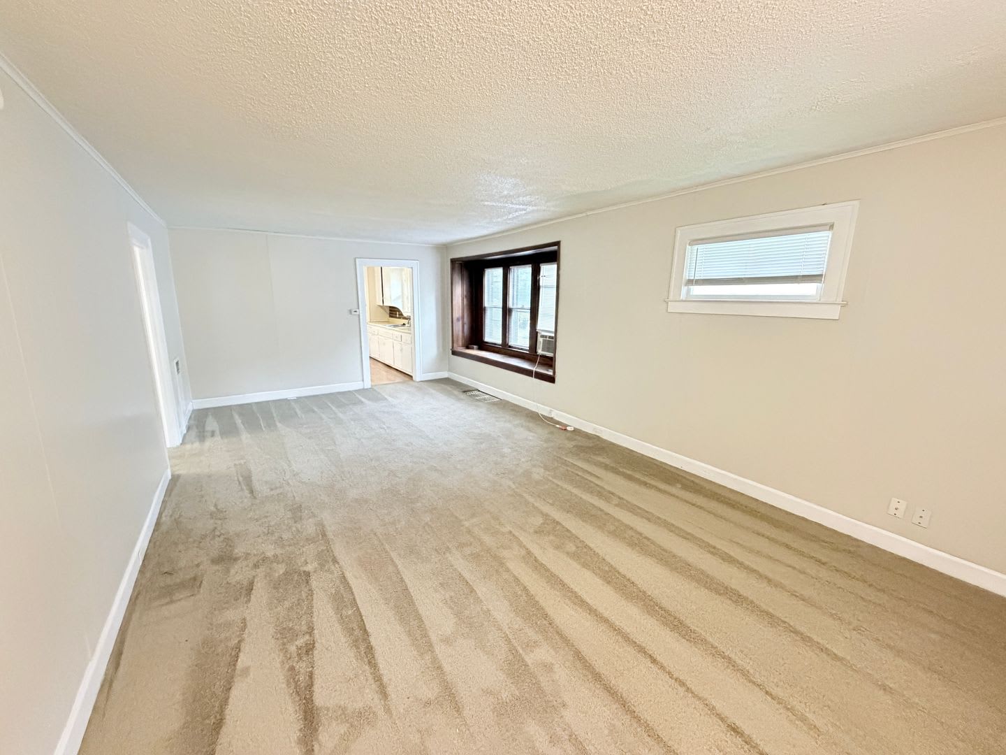 2837 N 42nd St – photo 2