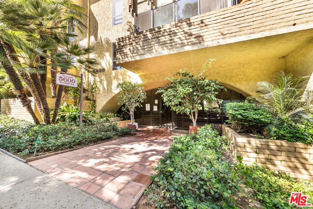 5600 Kensington Way – photo 4