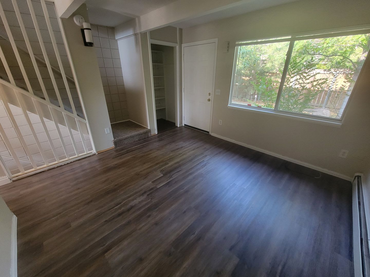 Sunny, newly remodeled 3 bed + office/2.5 bath in Applewood townhomes close to NOBO! – photo 2