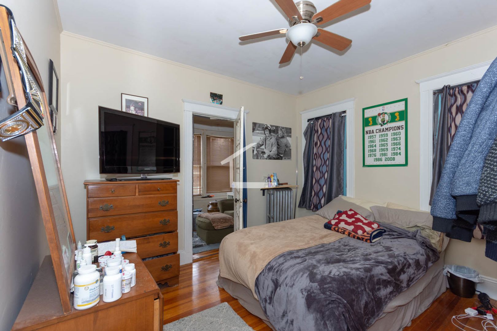 Charming 6 Bedroom-No Broker Fee – photo 4