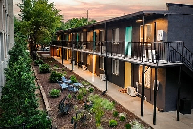 Edgewood Mews – photo 2