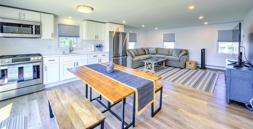 16 Freeman Avenue – photo 5
