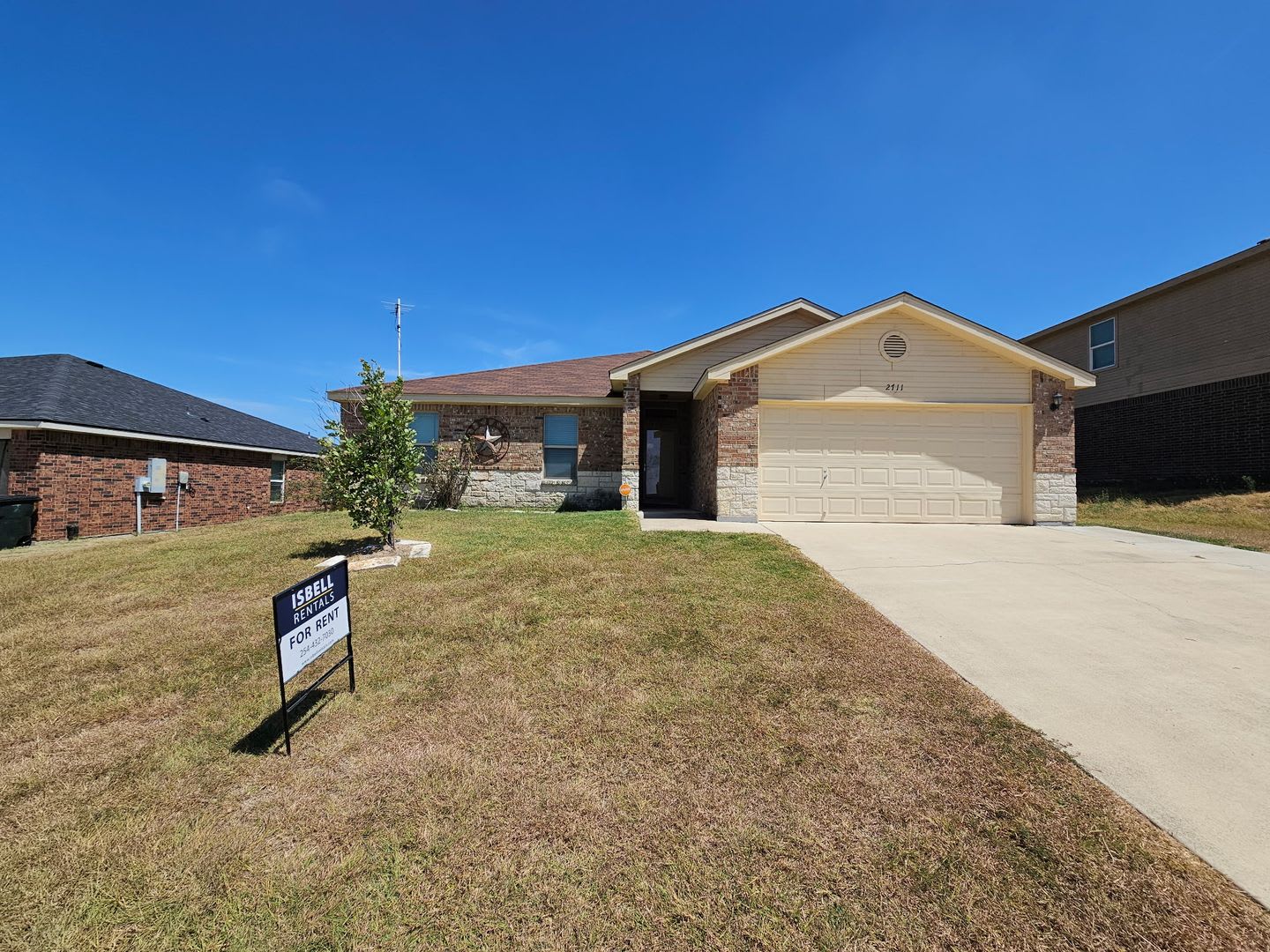 BACK TO SCHOOL RENT SPECIAL – photo 1