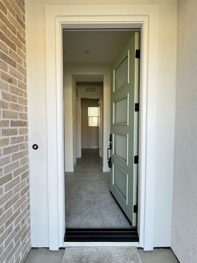 BRAND NEW! 3 BR/2.5 BA + LOFT/OFFICE DETACHED HOME IN GREAT SAN JUAN CAPISTRANO LOCATION – photo 4