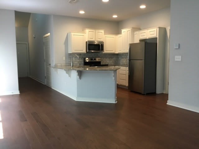 3802 SW Peachwood Drive – photo 4
