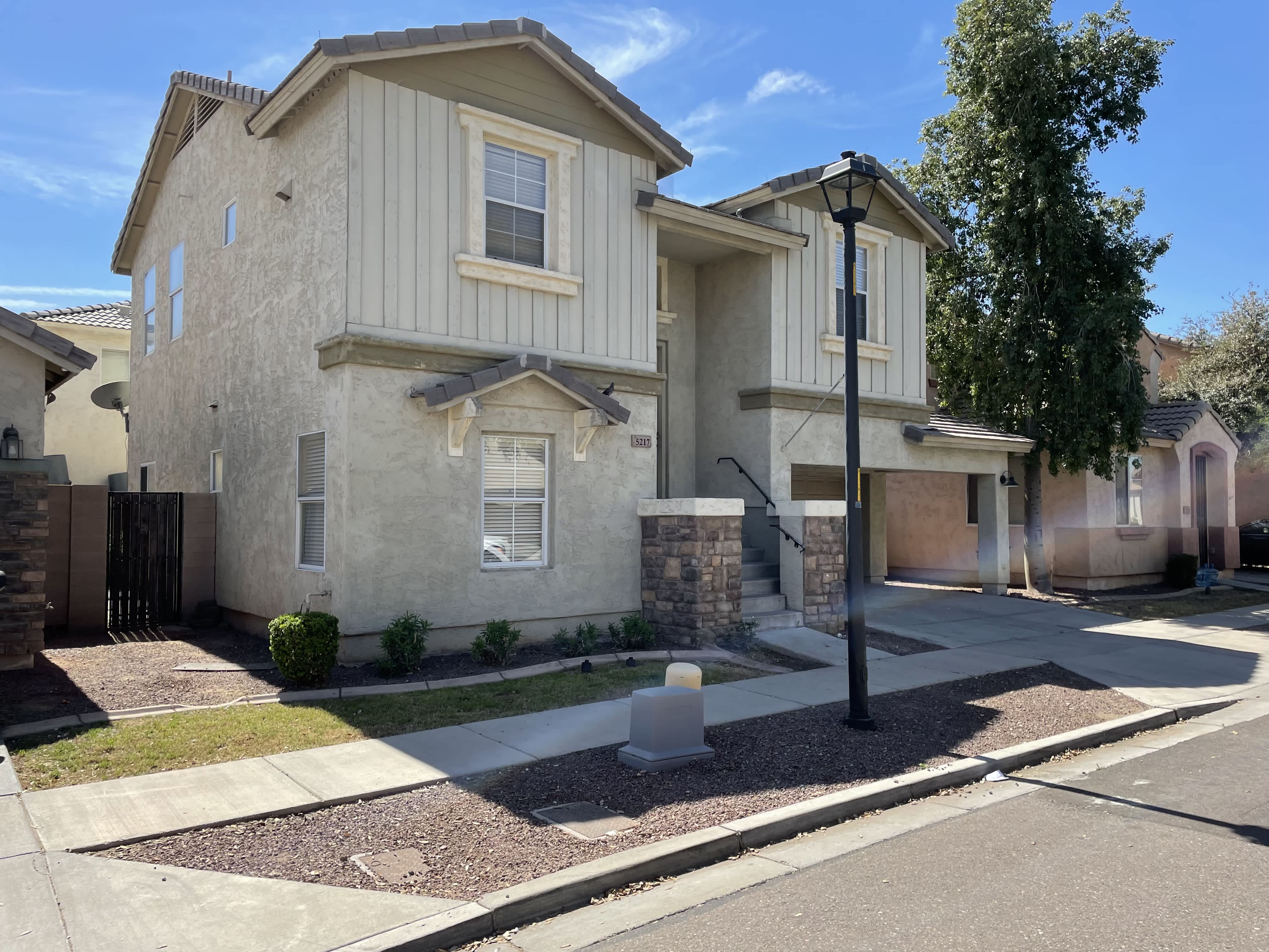 5217 W Fulton St – photo 2