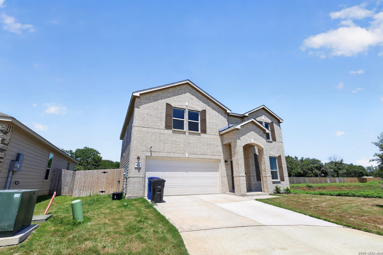 9403 HINTERLANDS DR – photo 2