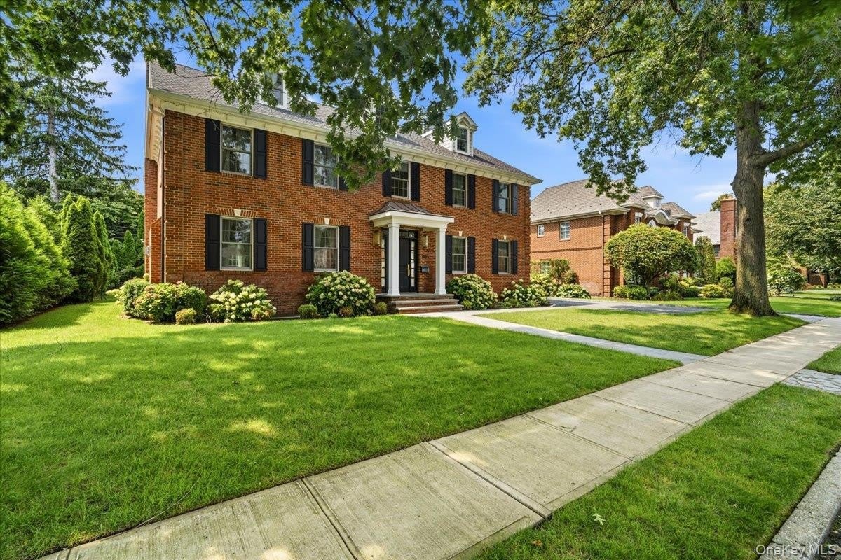 198 Kensington Road – photo 1