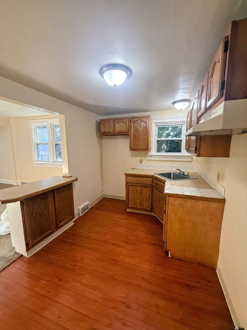 2 Bedroom 1 Bathroom Home For Rent – photo 4