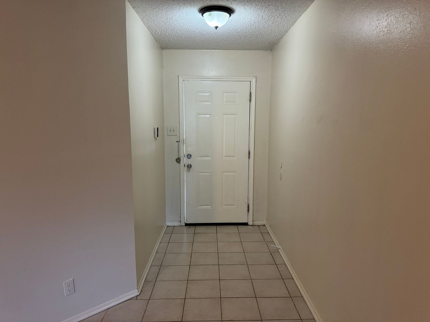 Welcome home to 8251 Sunshine Trail! – photo 3