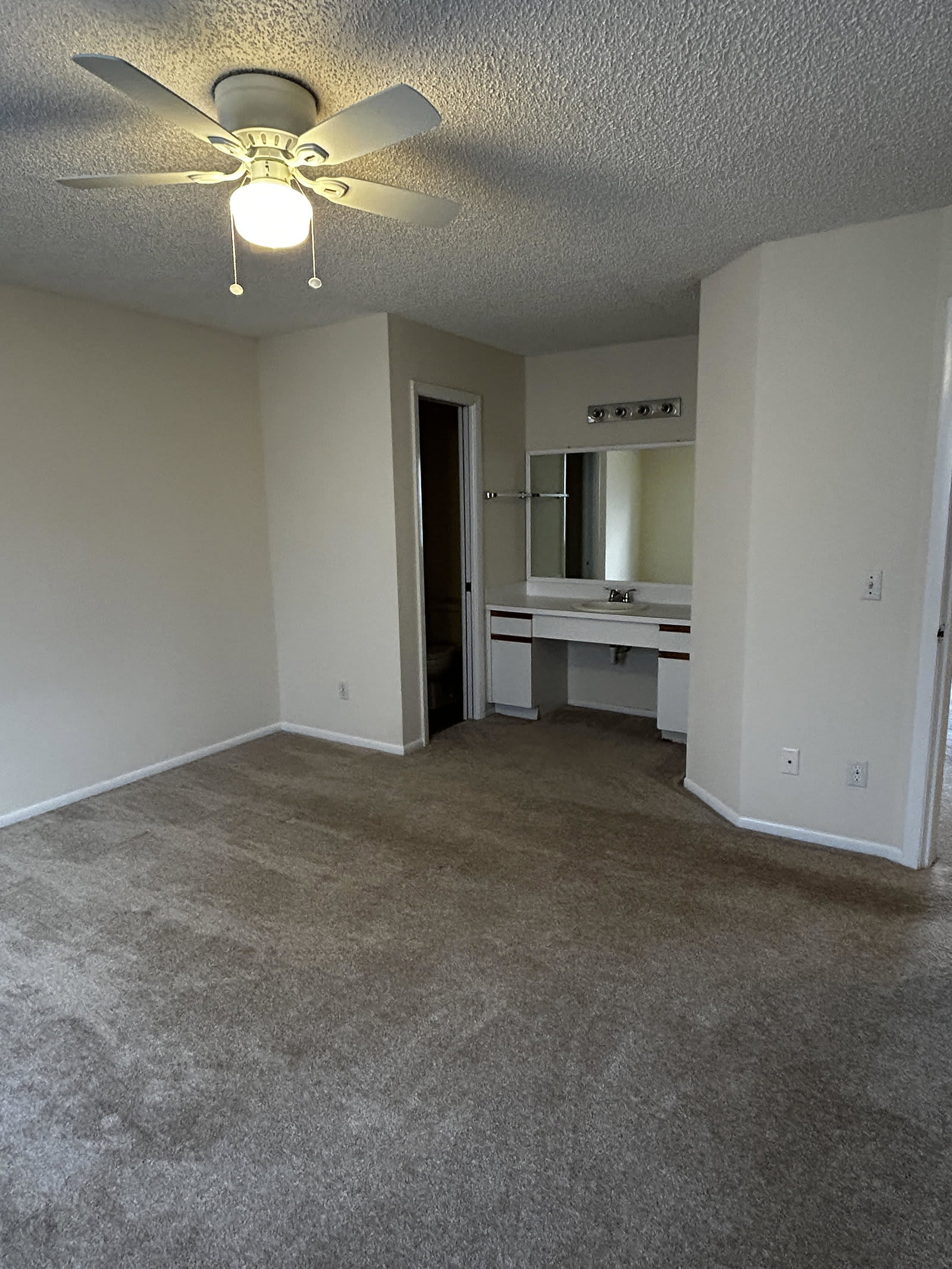 315 18th Place – photo 4