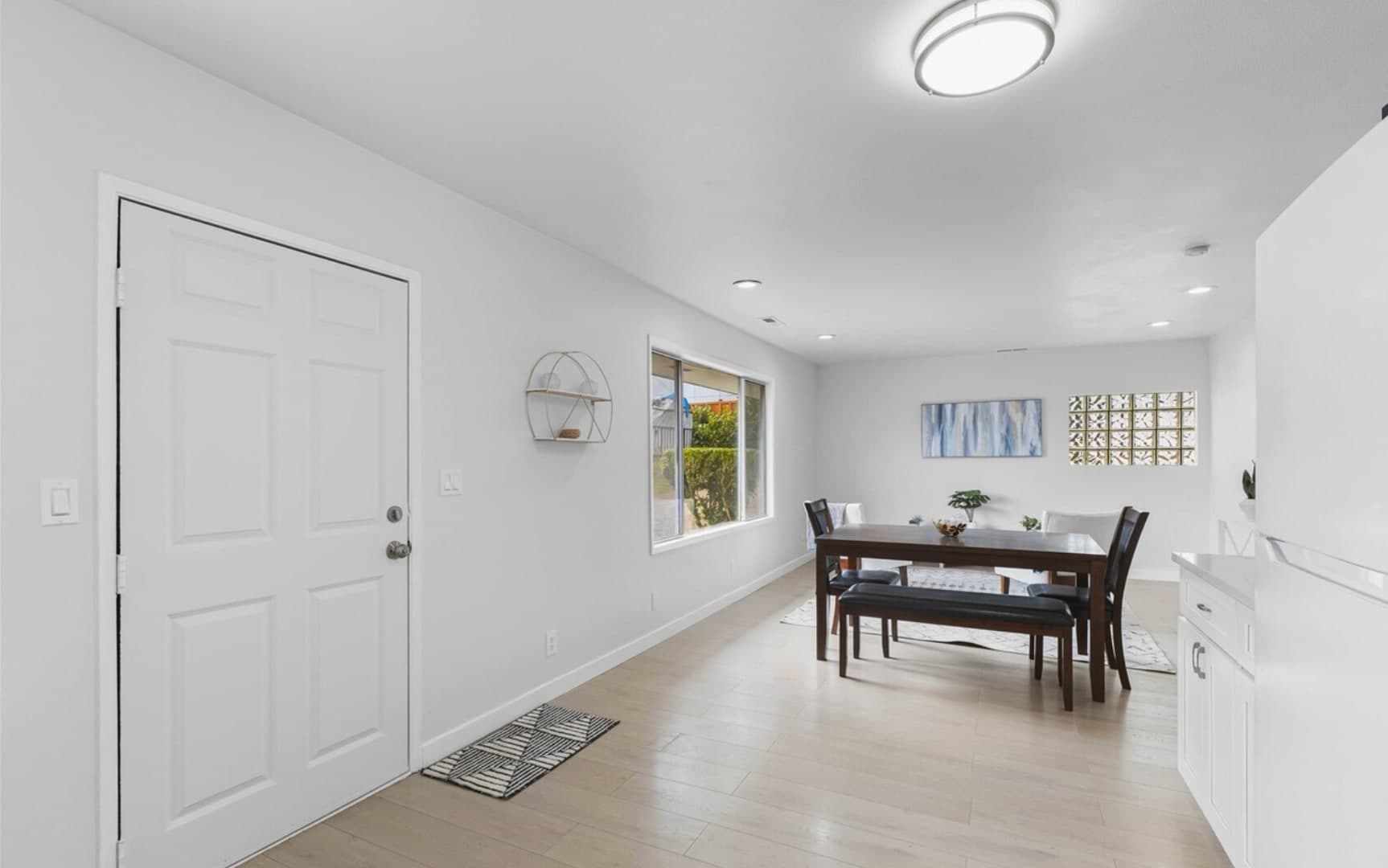 Newly Remodeled and Spacious 3 bedroom 1 bath Rambler – photo 2