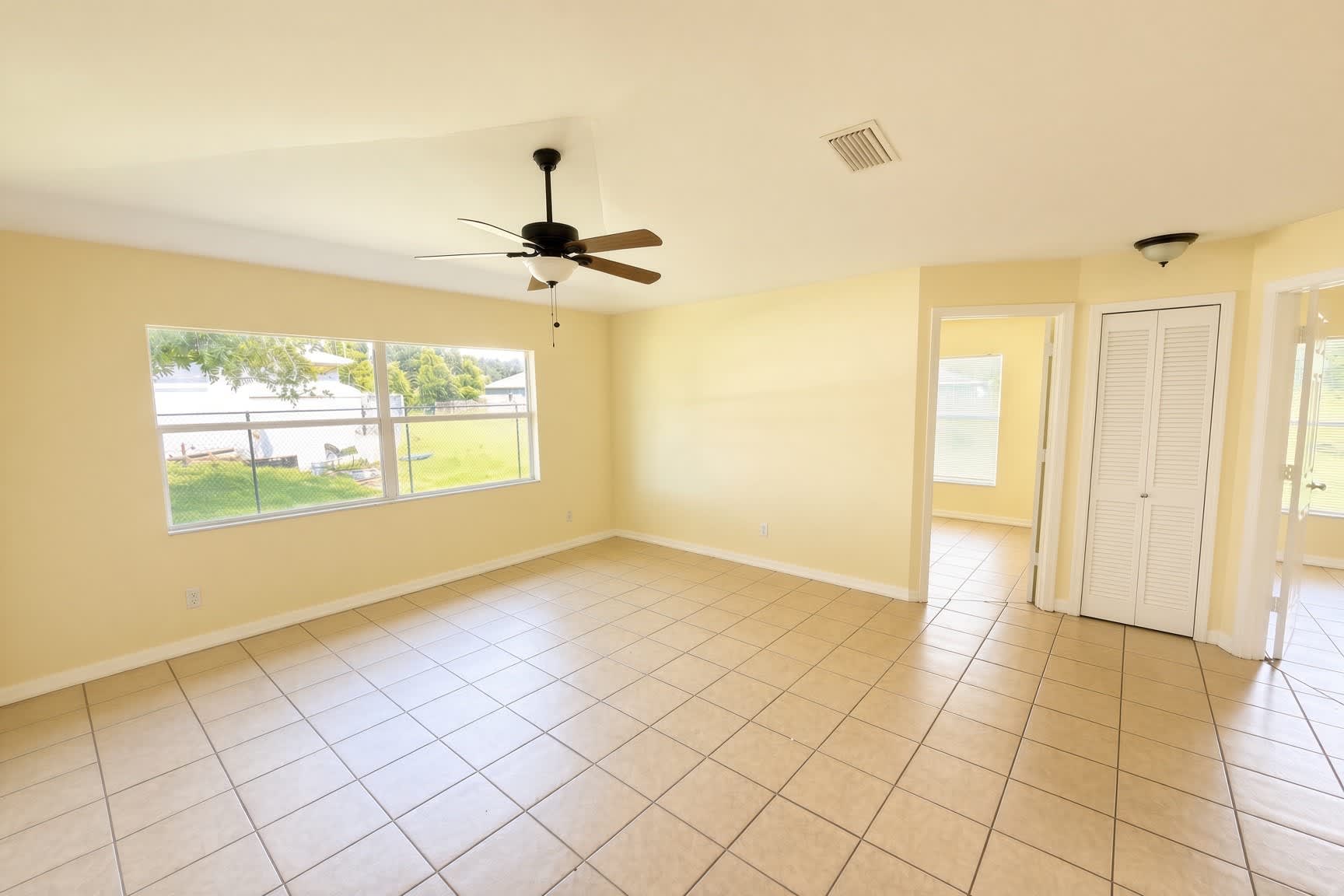 2405 Vernon Ave. S – photo 2