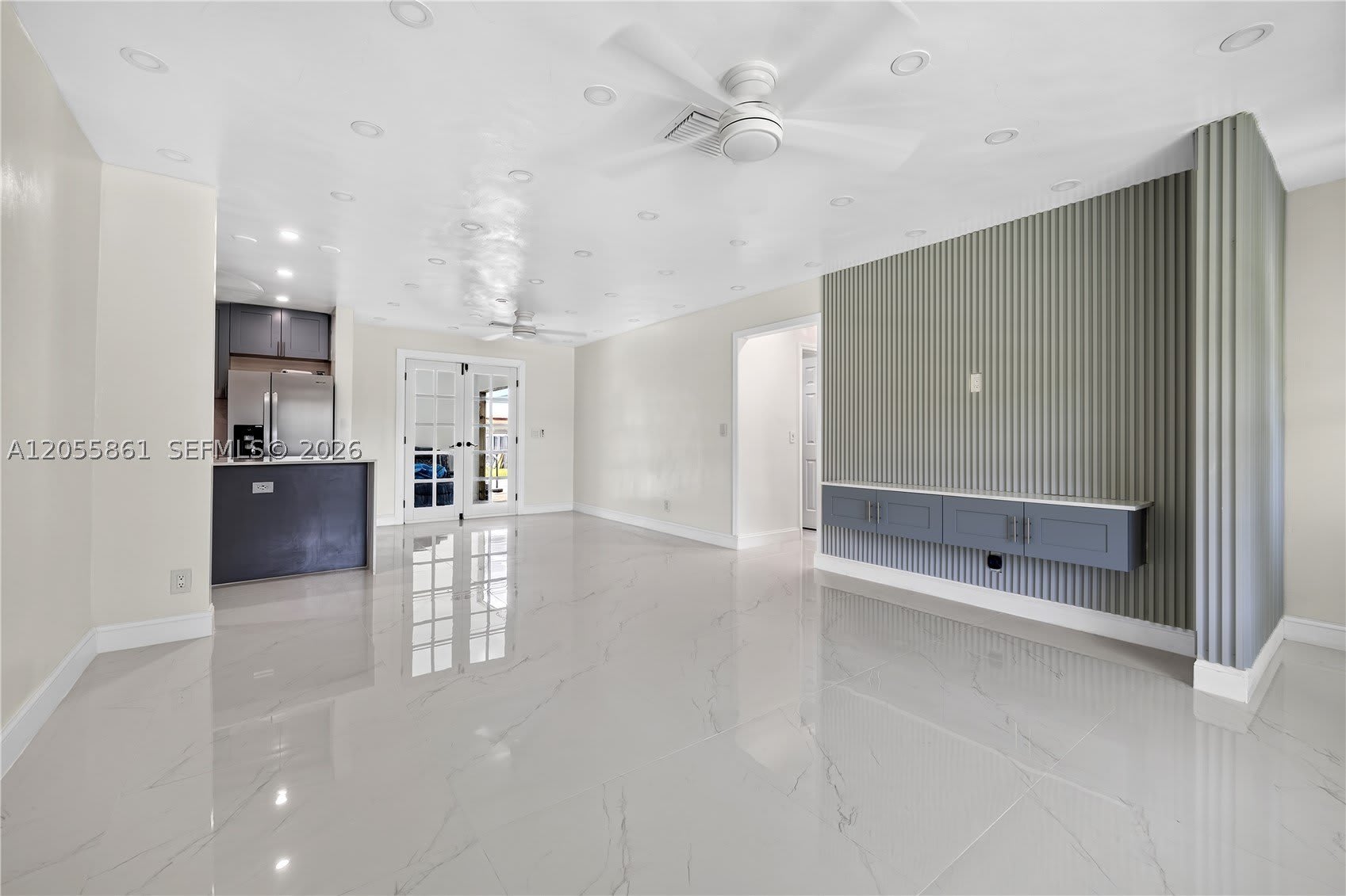 4225 Monroe St – photo 4