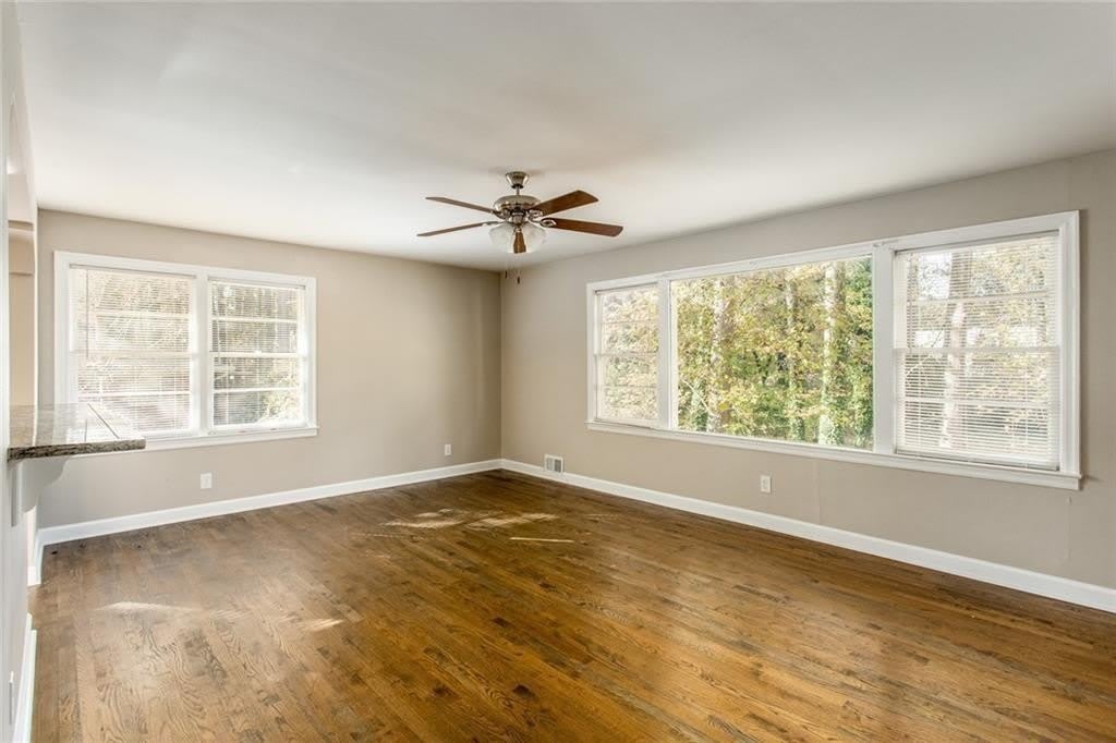 2720 Stonecreek Road Se – photo 5