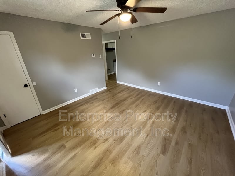 5362 Beaverton Dr – photo 3