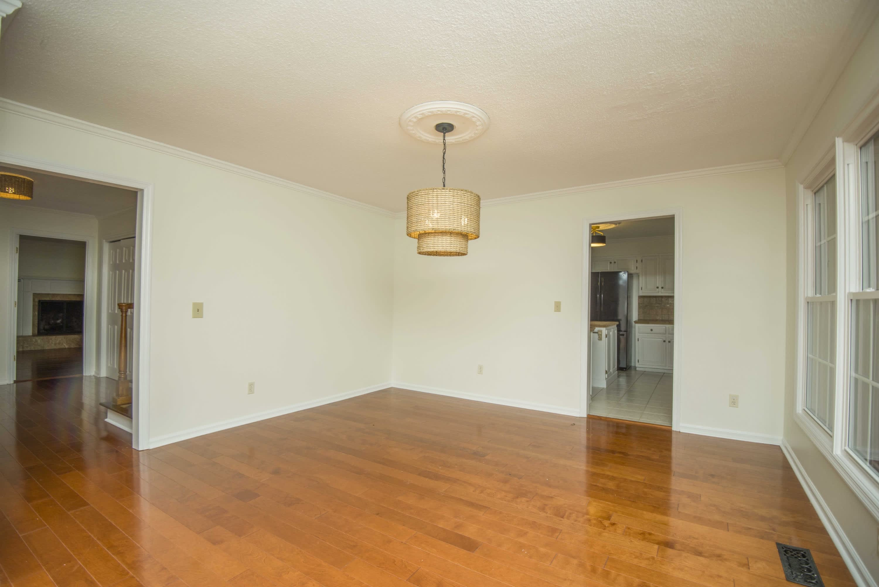 11144 Pleasant Forest Drive – photo 3