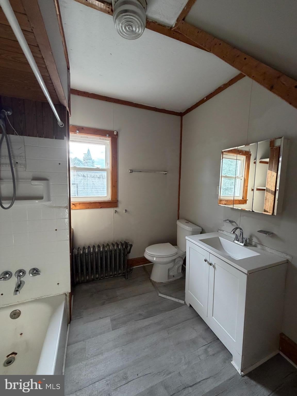 328 E MULBERRY Street – photo 5
