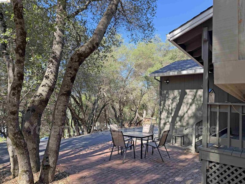 20790 Ferretti Road – photo 3