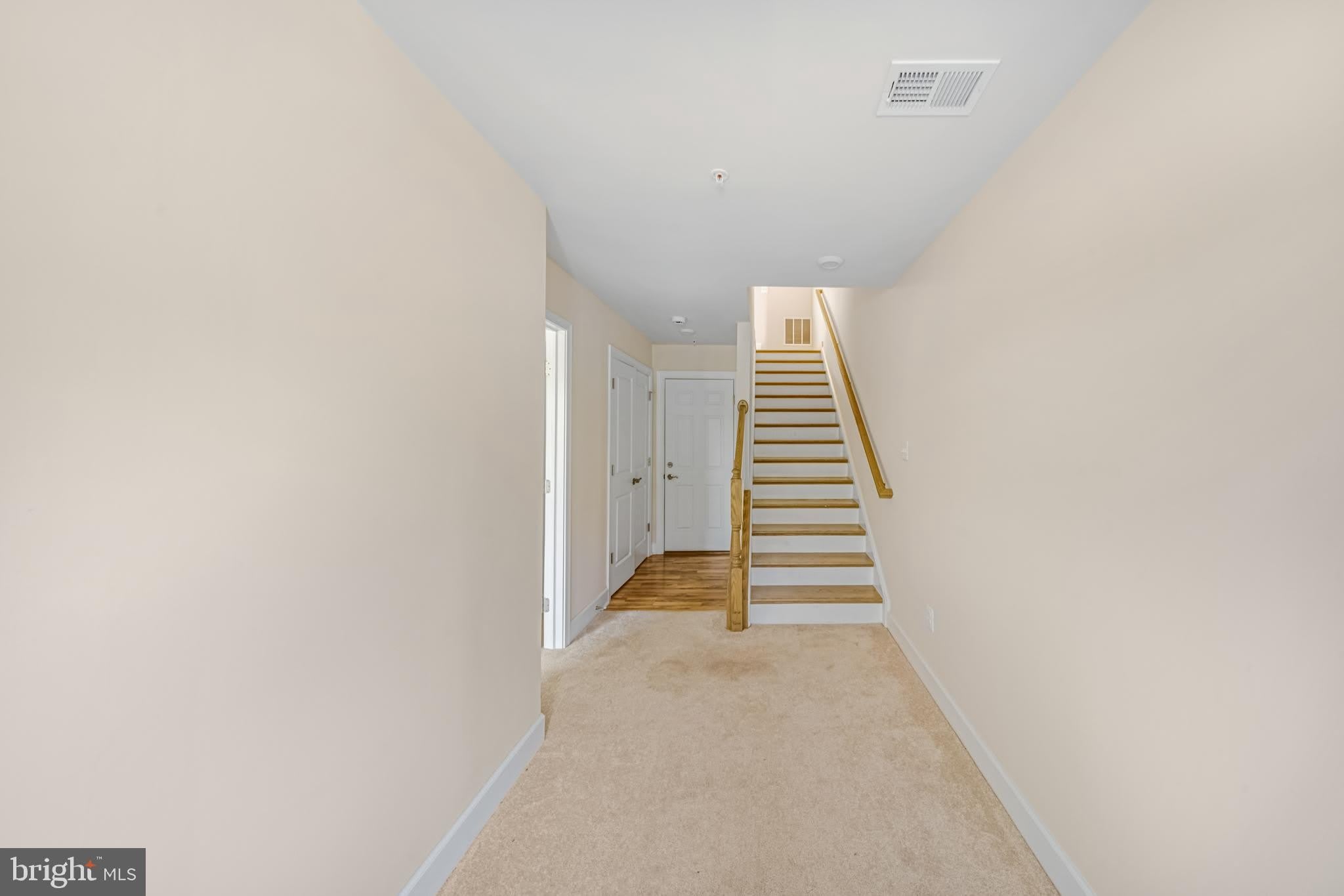 3525 CARNABY Street – photo 3