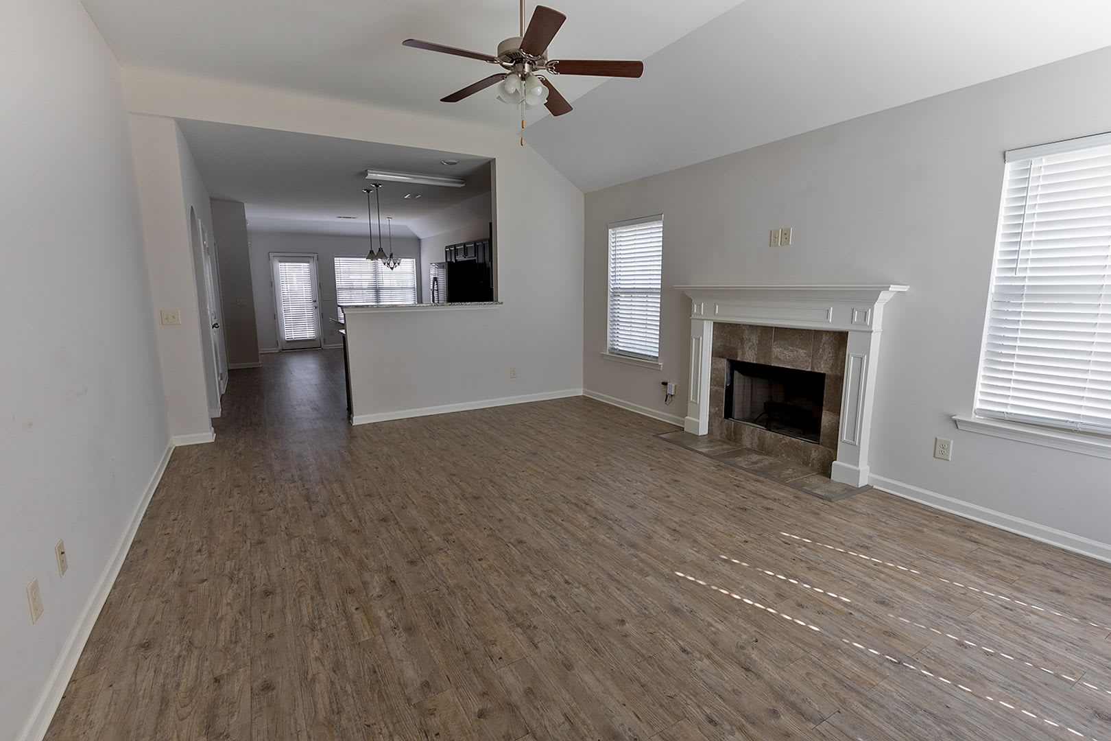 Home For Rent In The Oaks Of Buena Vista – photo 4