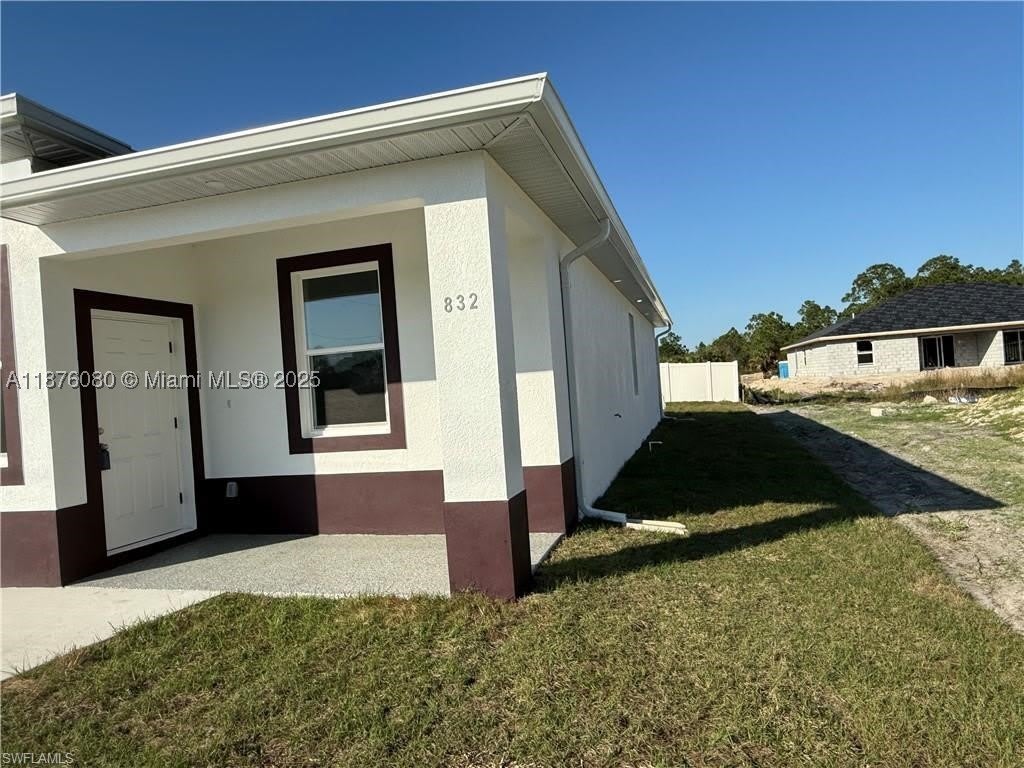 832 HOLMES AVE – photo 3