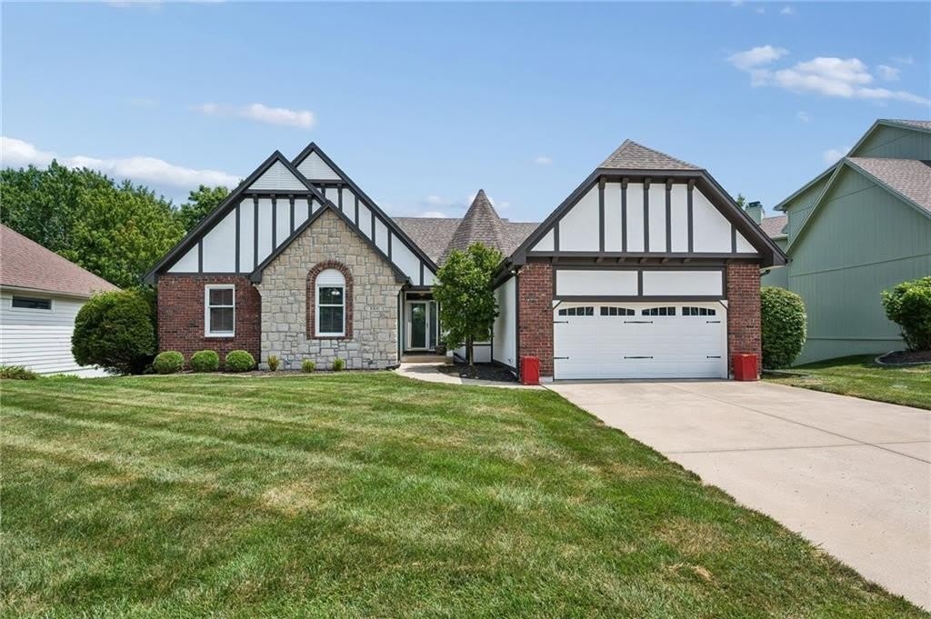 6841 Nw Monticello Court – photo 1