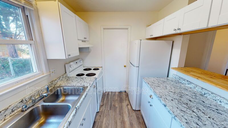 803 Davenport Road – photo 4