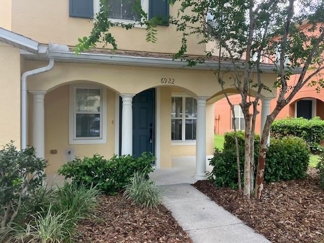 6922 HAWTHORNE TRACE Lane – photo 1