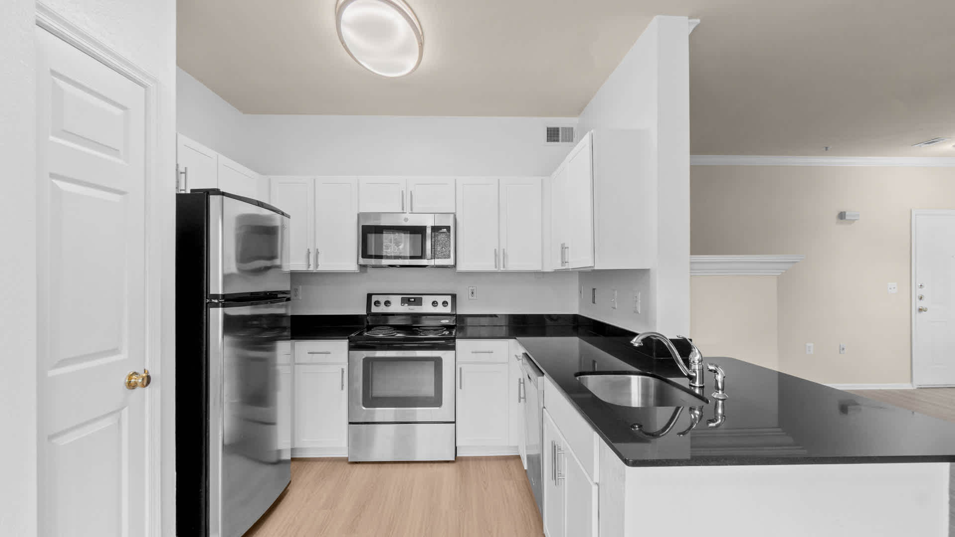 The Reserve at Fairfax Corner – photo 4