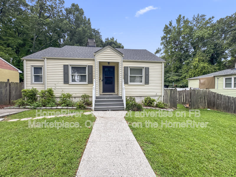 2203 Maywood St – photo 1