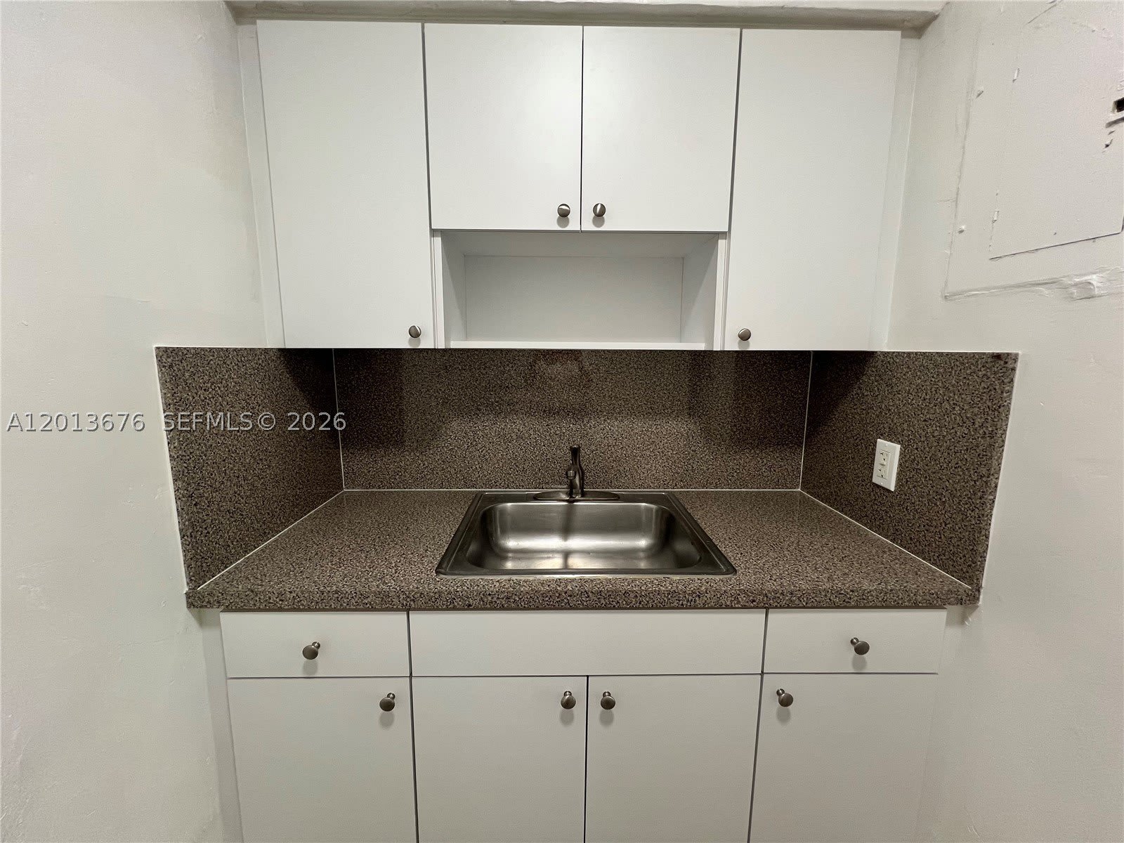 5600 NE 1st Ave – photo 4