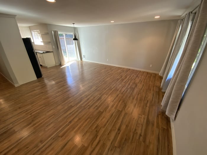 AVAILABLE NOW 3806 North Winnifred Street – photo 4