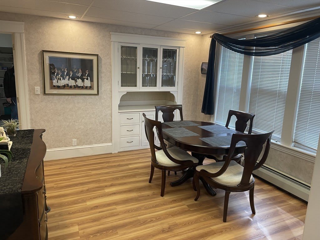 136 Russell Street – photo 5