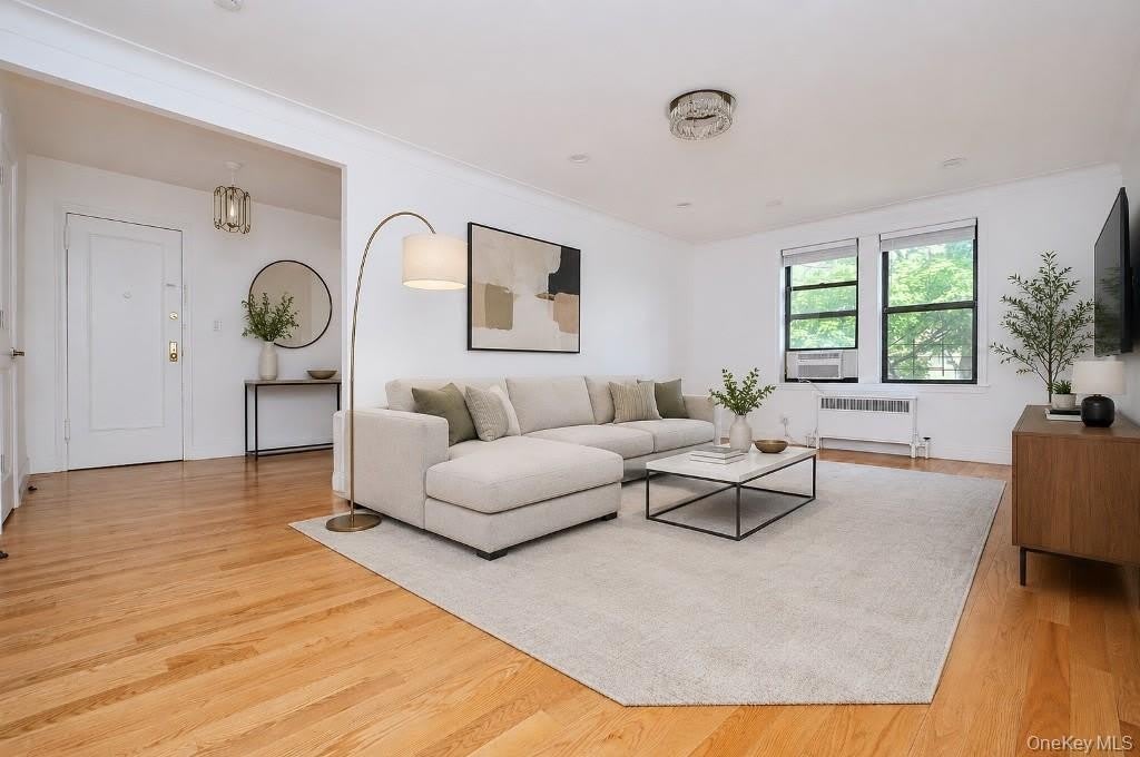 1 Broad Parkway – photo 1