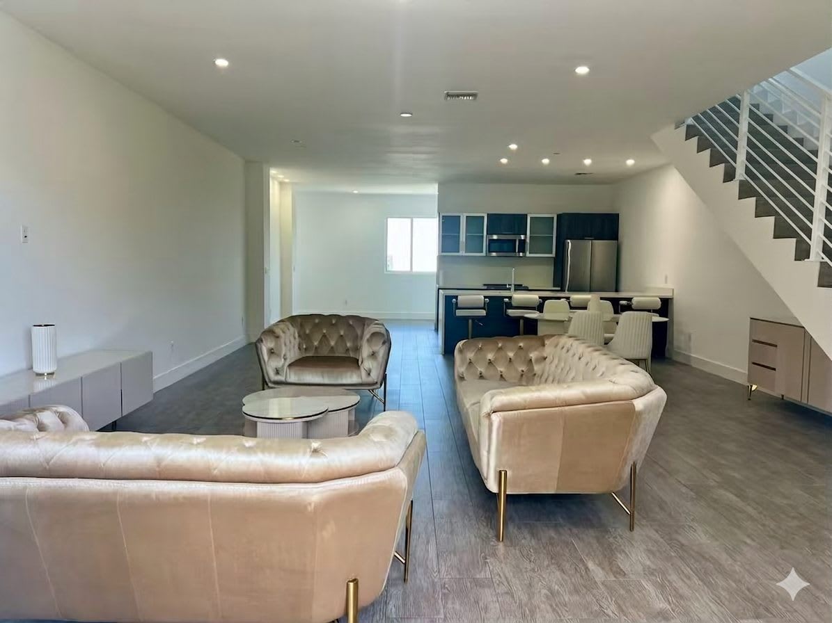 1045 Ne 18th Ave – photo 5