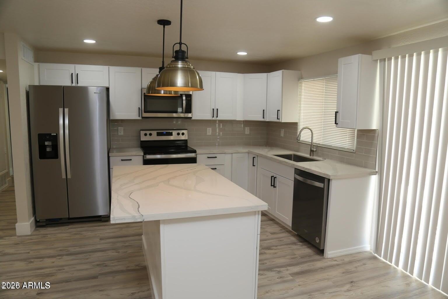 3737 E EUGIE Avenue – photo 5