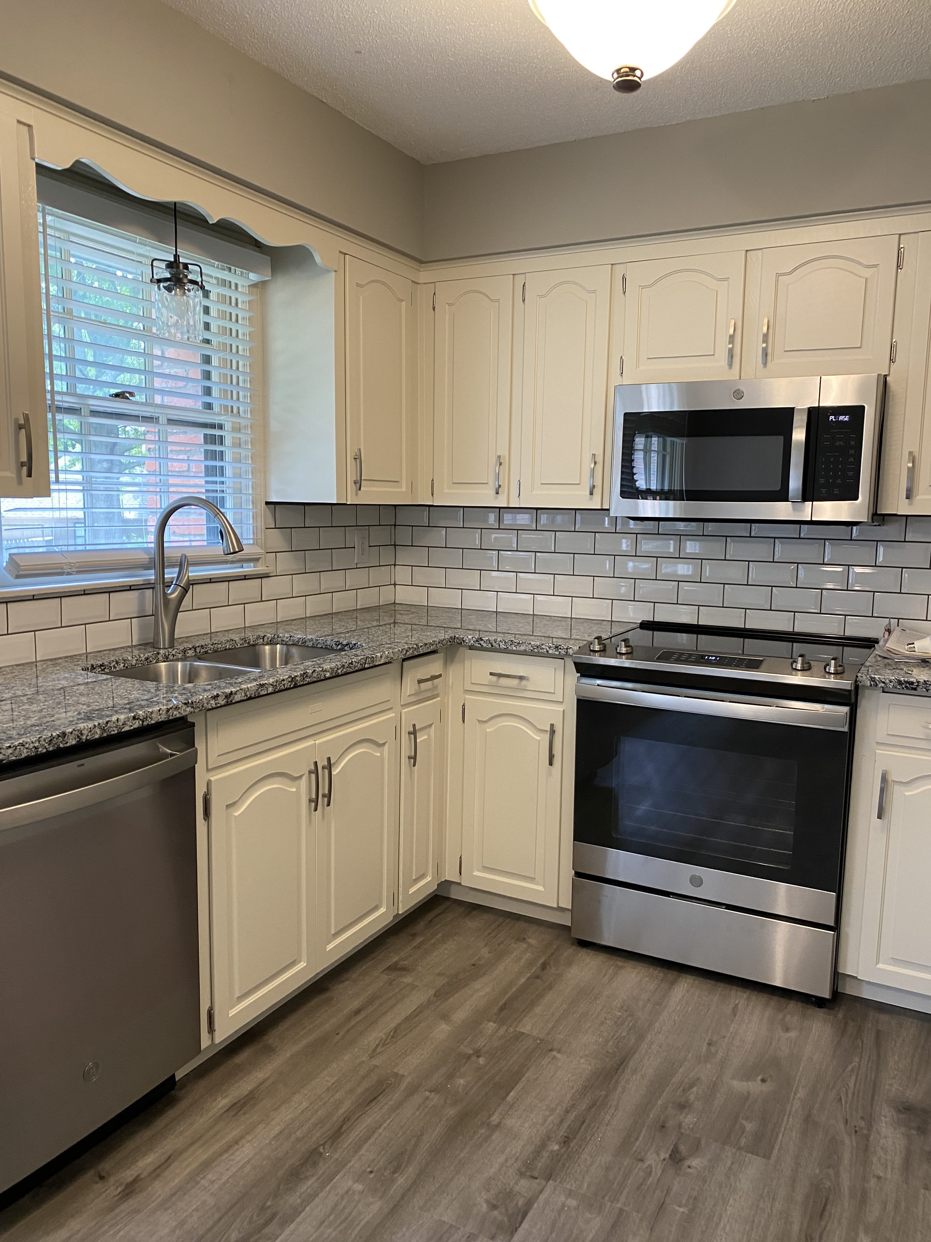 1202 Nw 6th St – photo 4