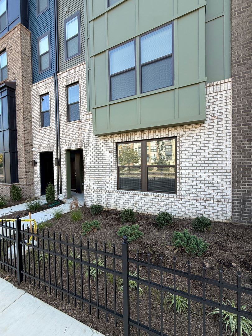 Modern Luxury Living in Hyattsville- Three Bedroom New Construction – photo 1