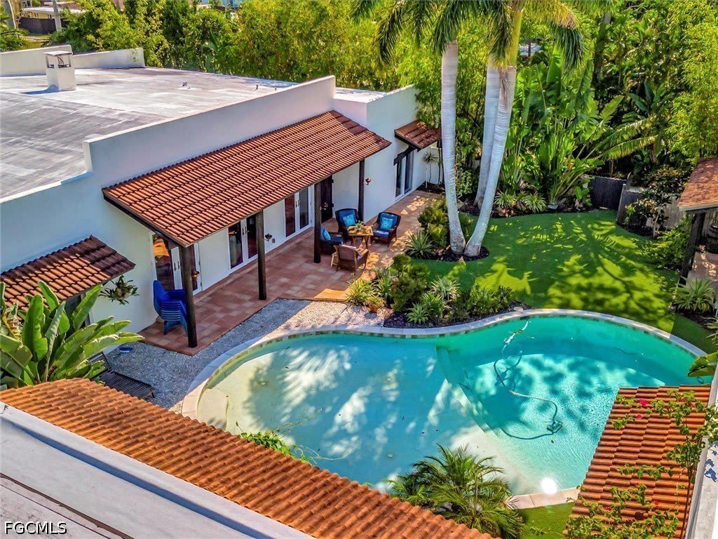 1291 Caloosa Drive – photo 3