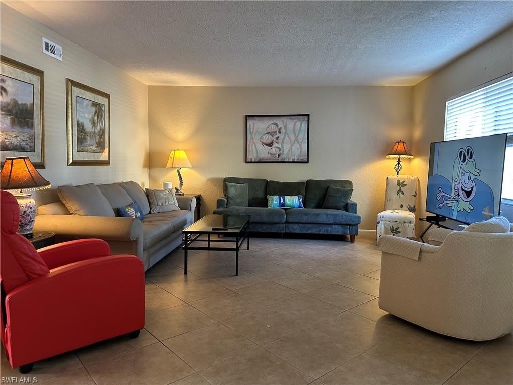 4633 Bayshore Dr – photo 3